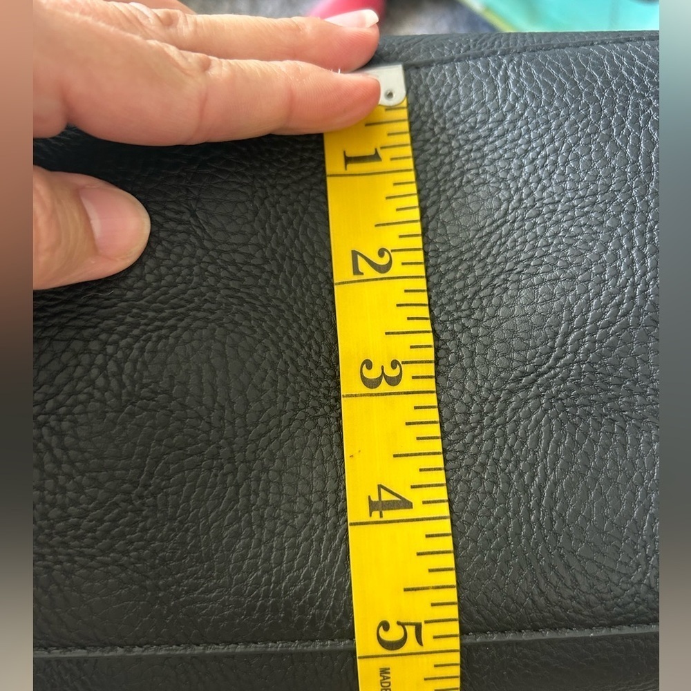 Dasein like new condition black large 13”x10.5”x5” handheld/shoulder purse - Picture 8 of 11